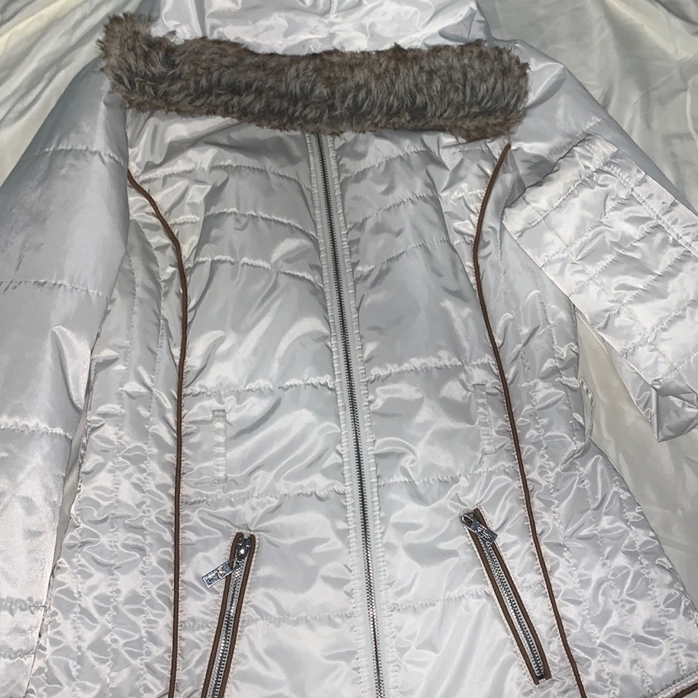 GUESS white winter coat